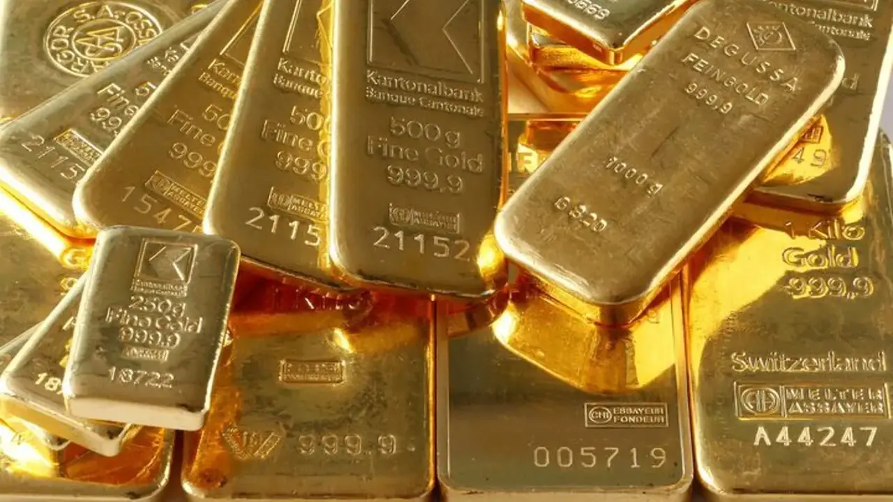 سعر الذهب يتراجع مع تفاقم الصراع في الشرق الأوسط